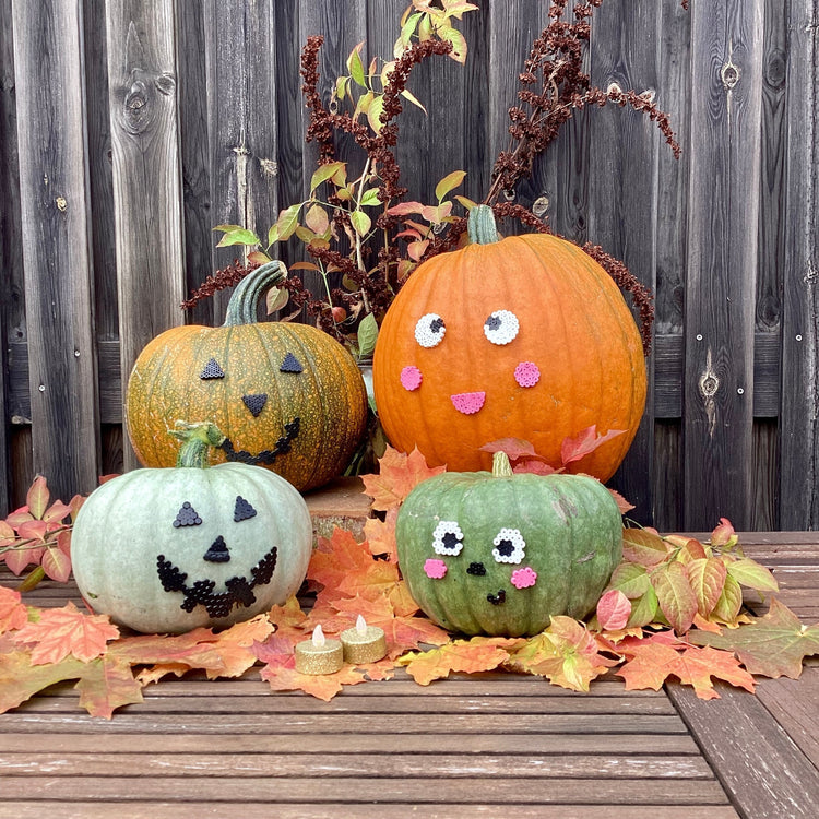 Så fixar du höstens sötaste halloweenpumpor med pärlor och pärlplattor
